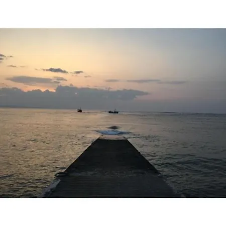 Quarto em Acomodações Particulares Seafront House